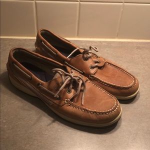 Sperry boat shoes